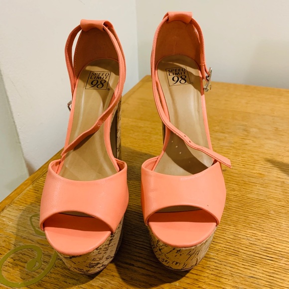 Wedge platform - Picture 4 of 6